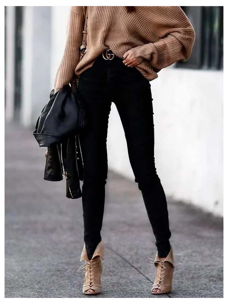 BLACK SKINNY JEANS