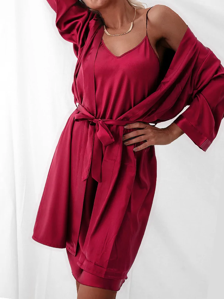 BITTER WINE SATIN KIMONO &...