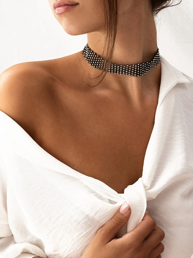 BLACK STRASS CHOKER