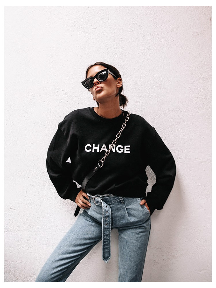 CHANGE BLACK SWEATSHIRT