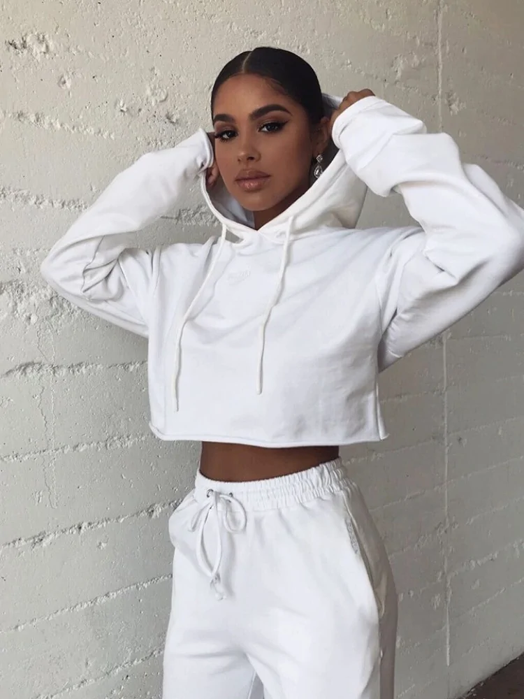 WHITE CROP HOODIE