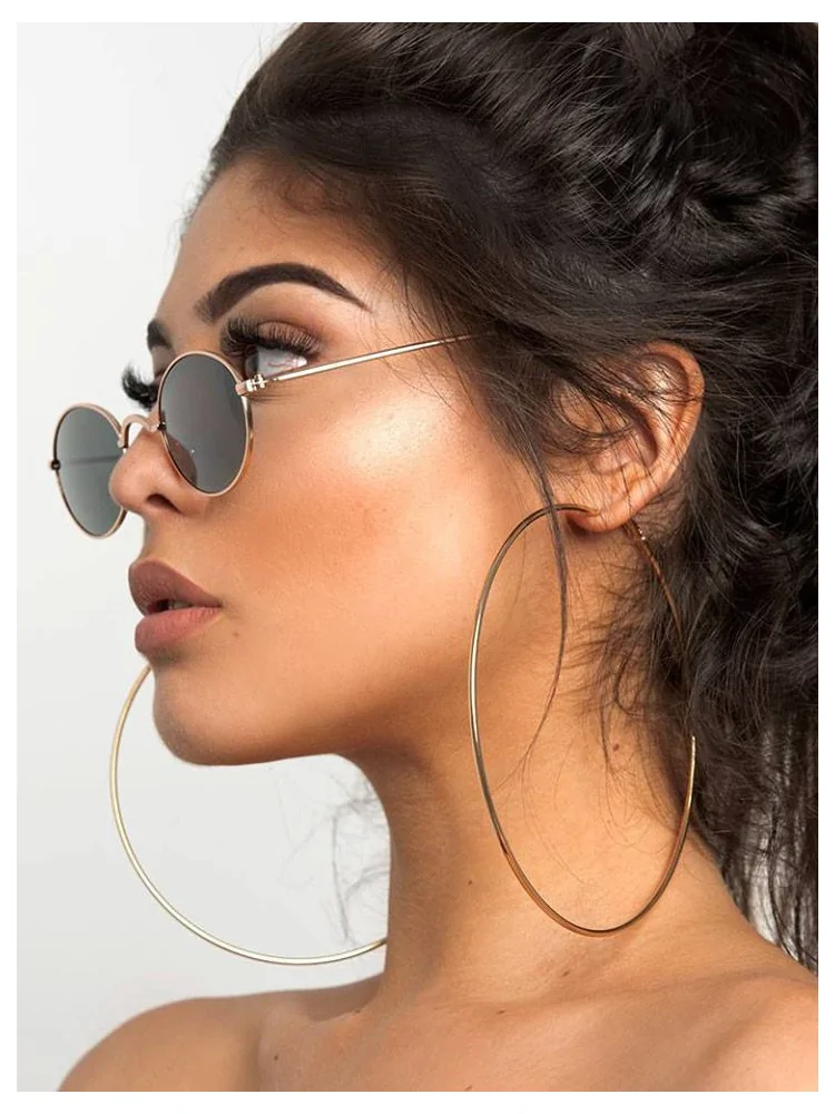 JAY GOLD LARGE HOOP EARRINGS