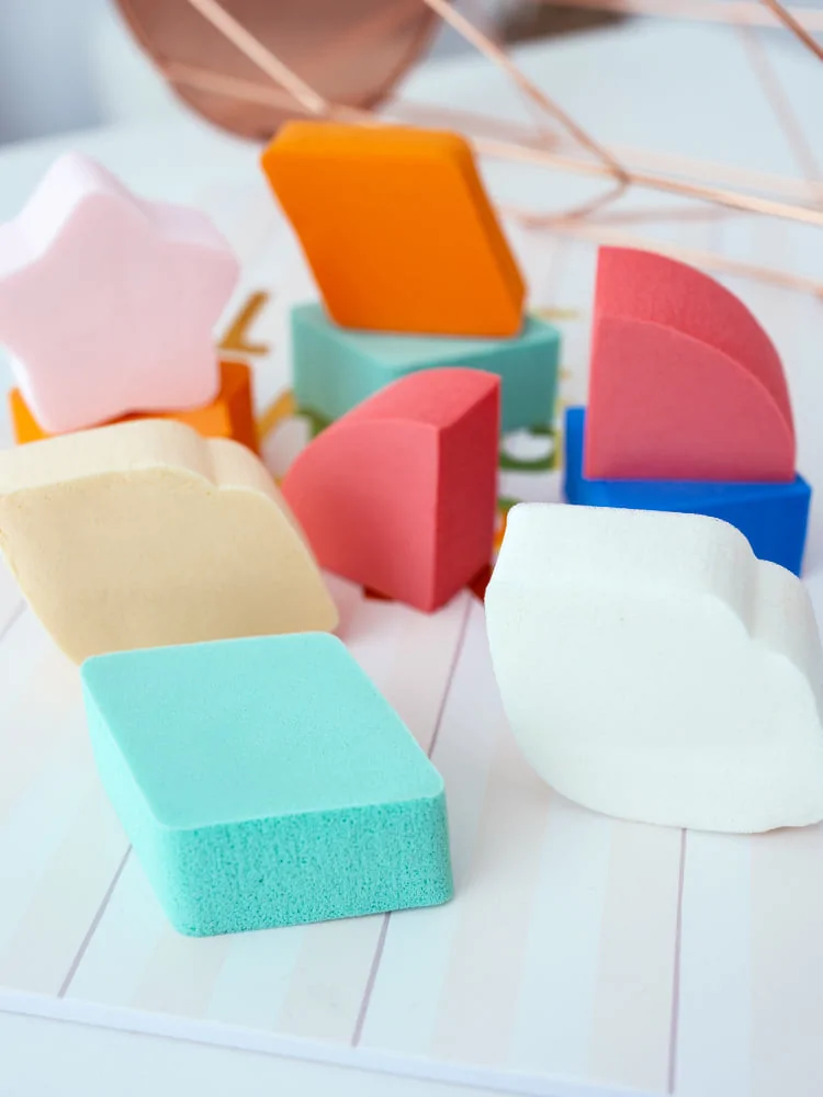 SHAPES SPONGE SET OF 4