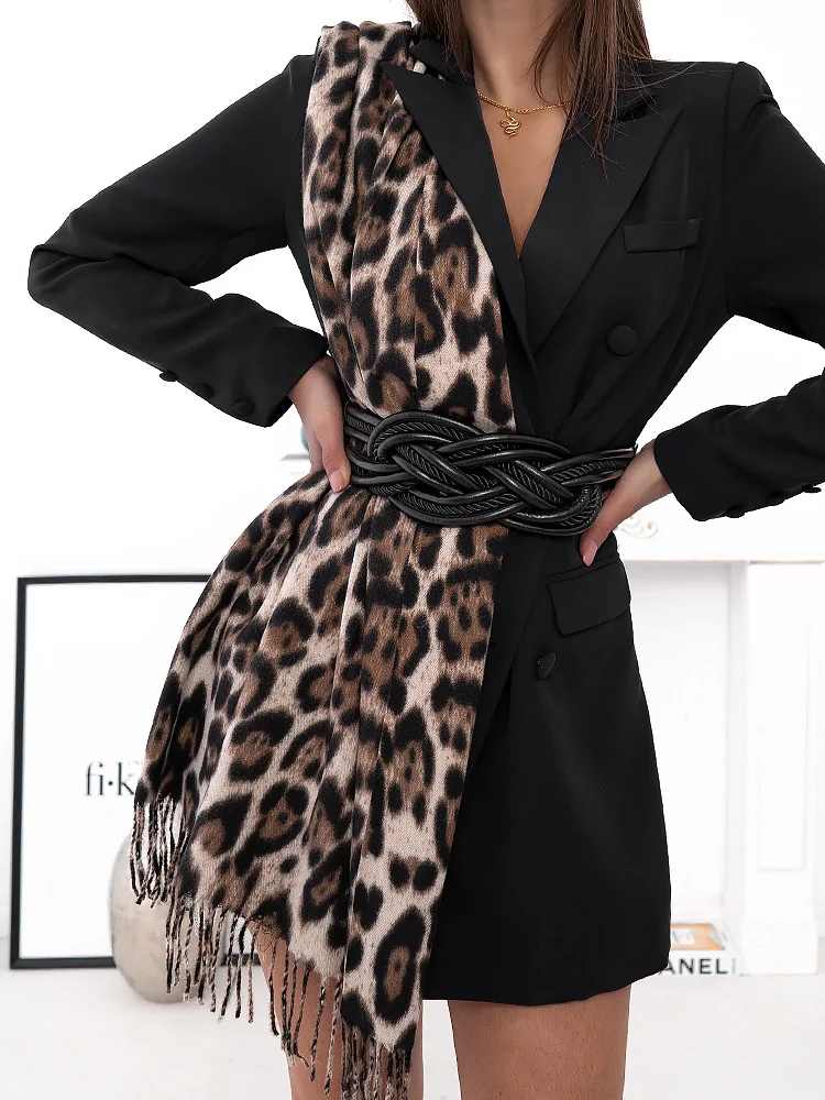 BEIGE LEOPARD MOHAIR SCARF