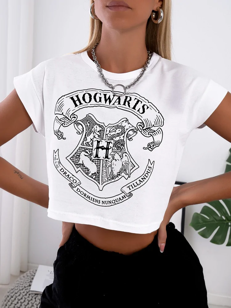HOGWARTS WHITE CROP TSHIRT
