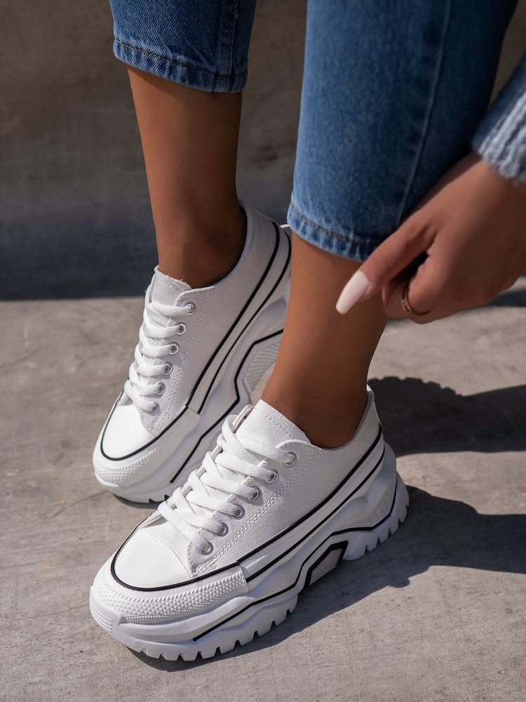 LOW TRACKY WHITE SNEAKERS
