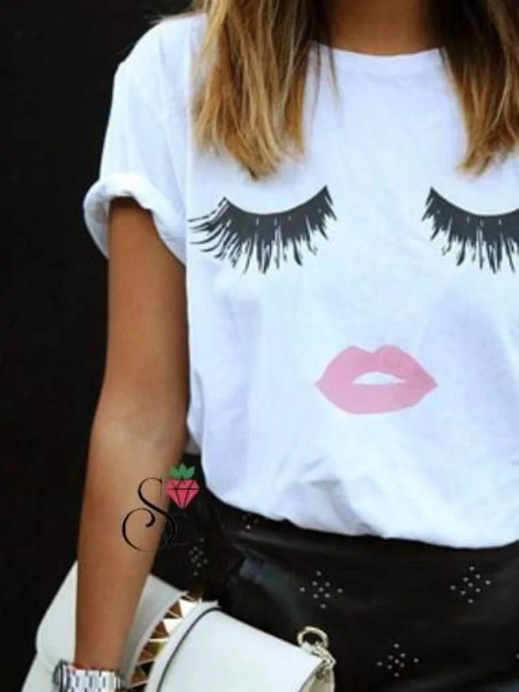 EYELASHES WHITE T-SHIRT