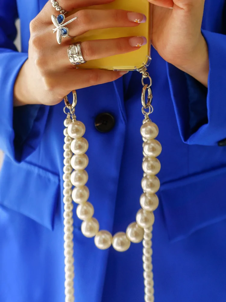 IPHONE PEARL PHONE CASE