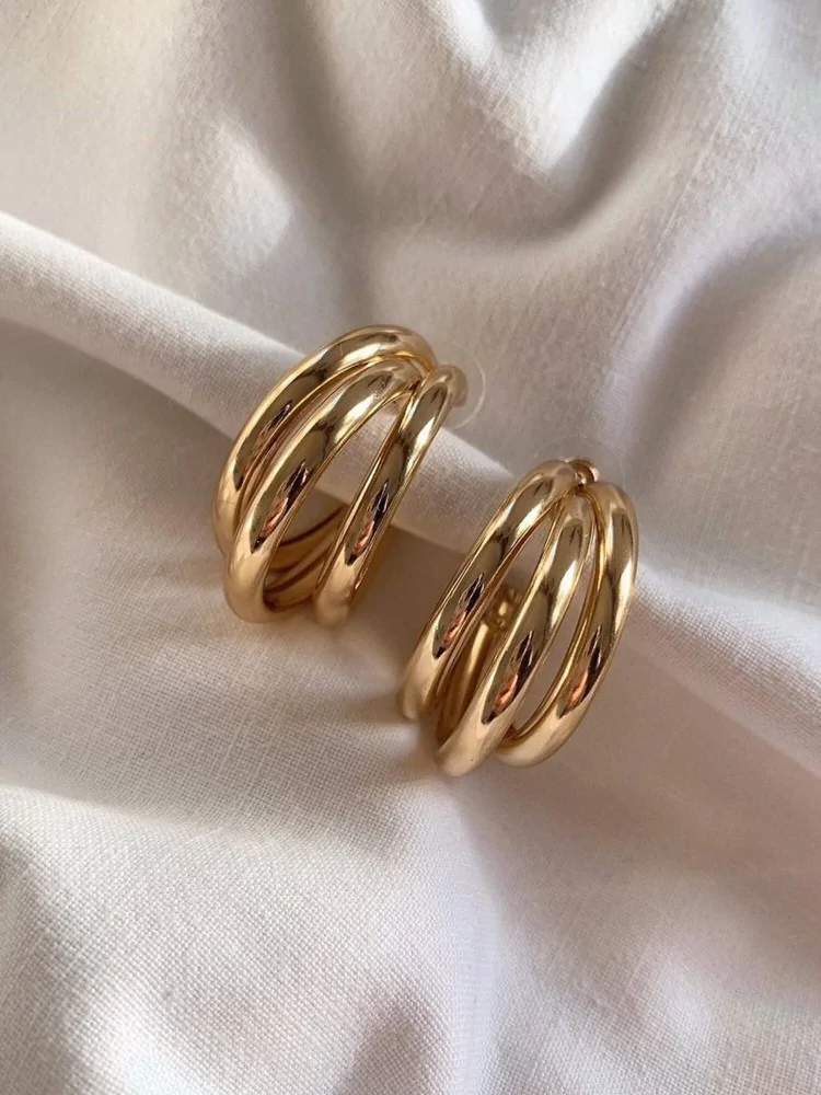 TRIPLE GOLD HOOP EARRINGS