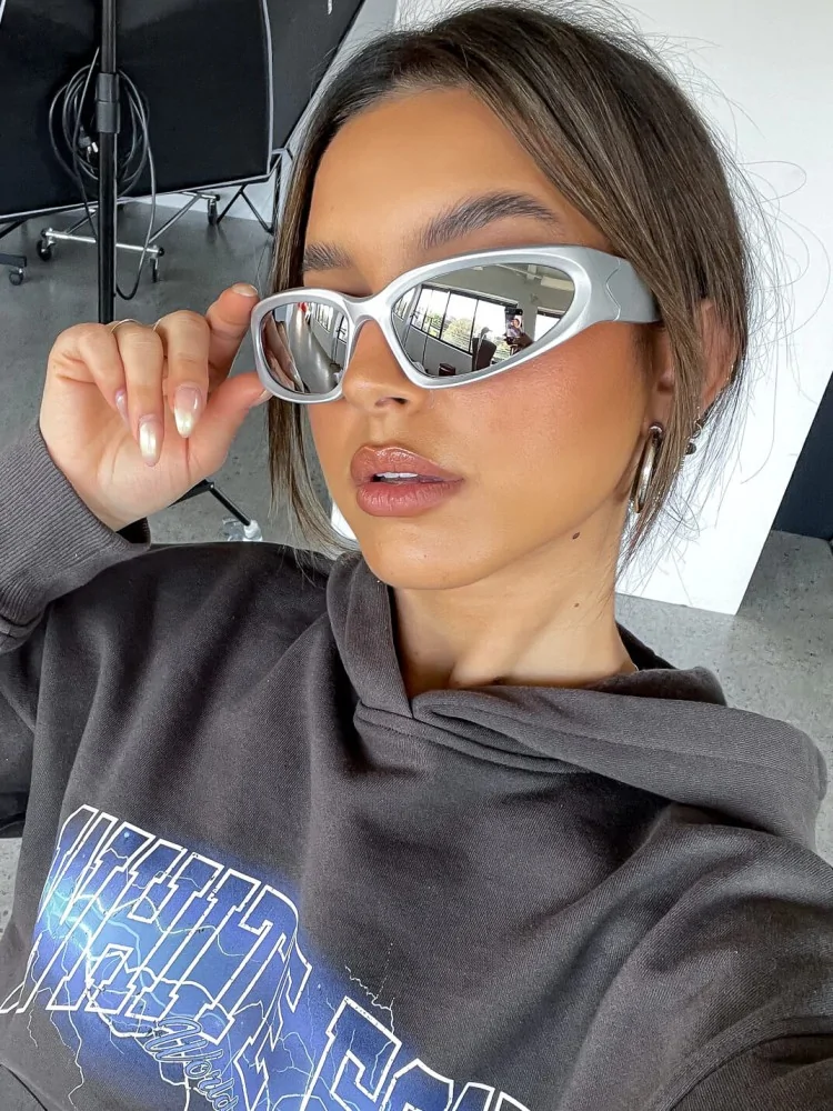 MISTY SILVER MIRROR SUNNIES