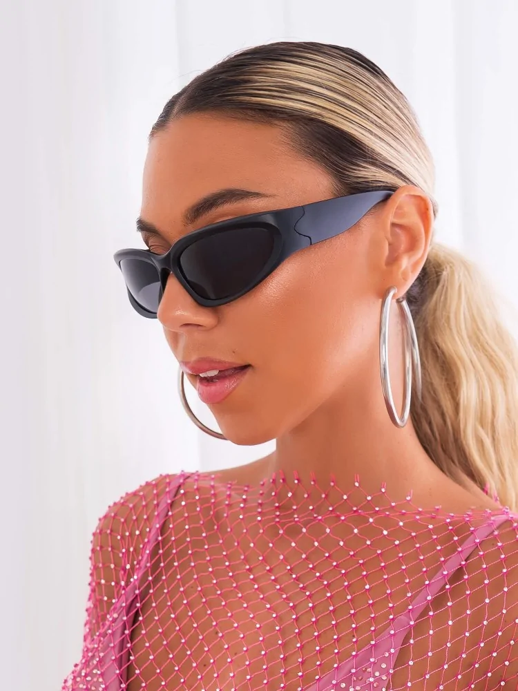 MISTY MATTE BLACK SUNNIES