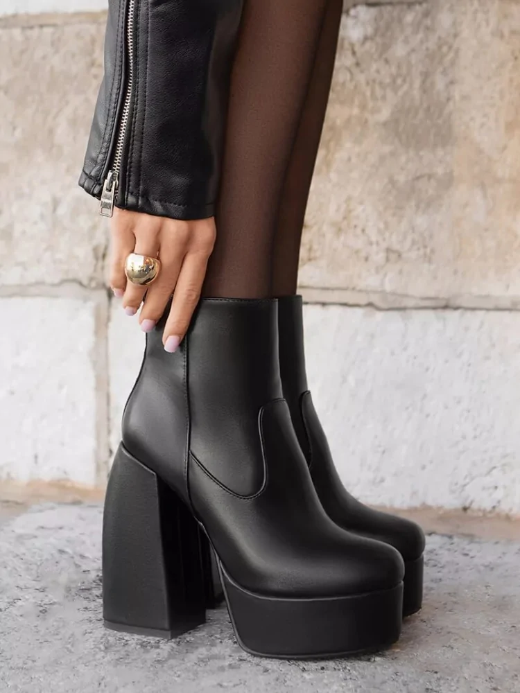 ΜΑΥΡΟ ΜΠΟΤΑΚΙ - BRUNO