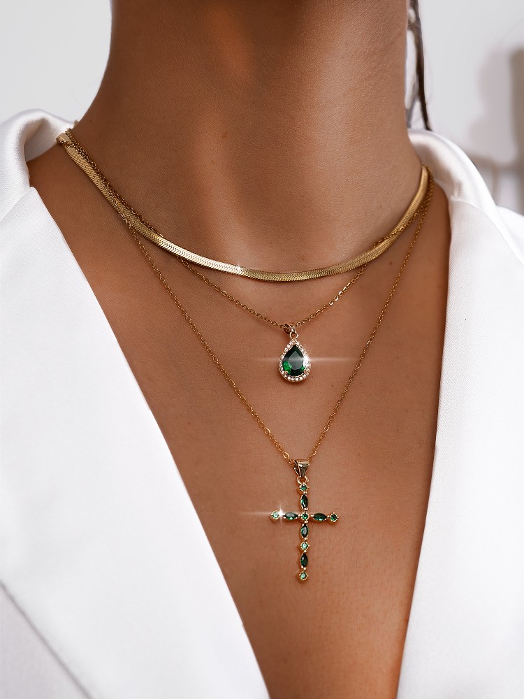 COVE GREEN NECKLACE