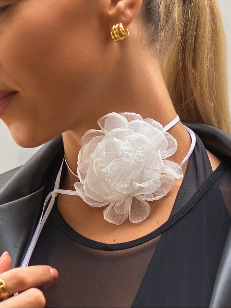 ΛΕΥΚΟ ΤΣΟΚΕΡ ΛΟΥΛΟΥΔΙ - FLOWER