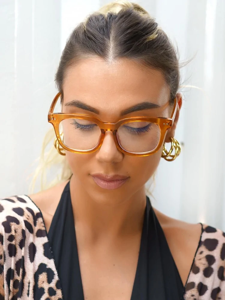 EVALINA APRICOT CLEAR LENS