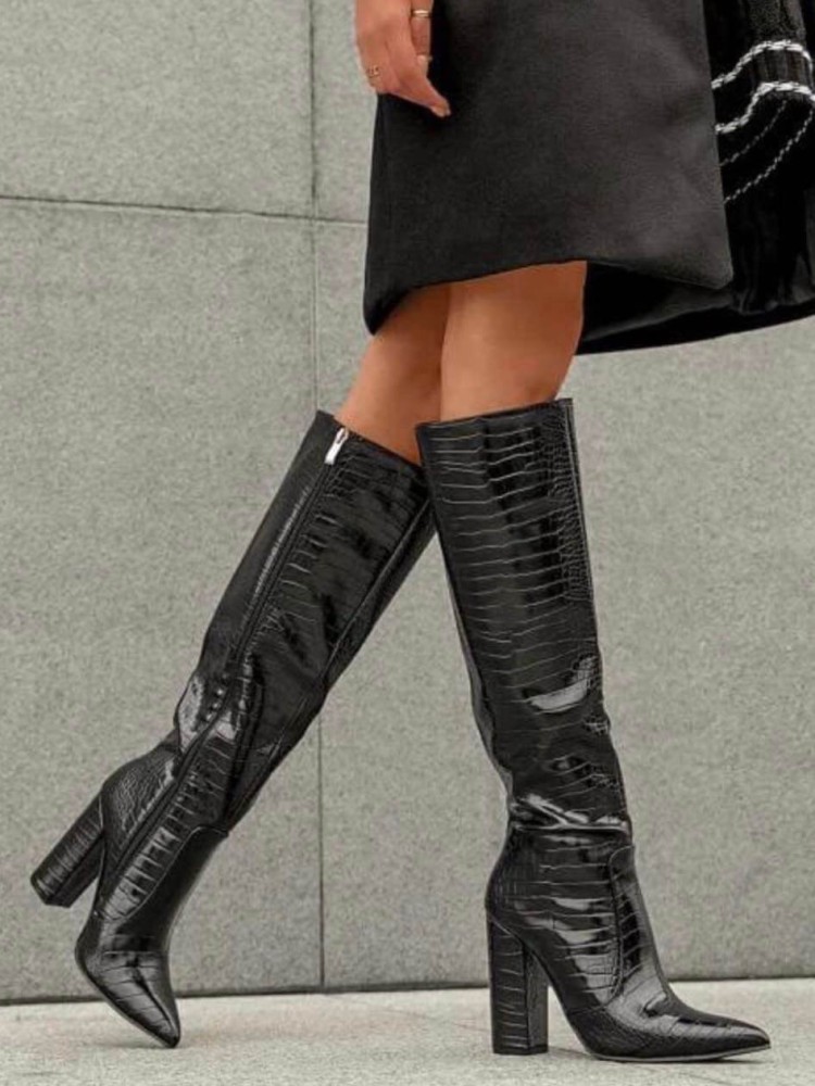 HUGO BLACK BOOTS