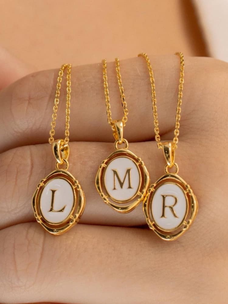 LETTERS GOLD NECKLACE