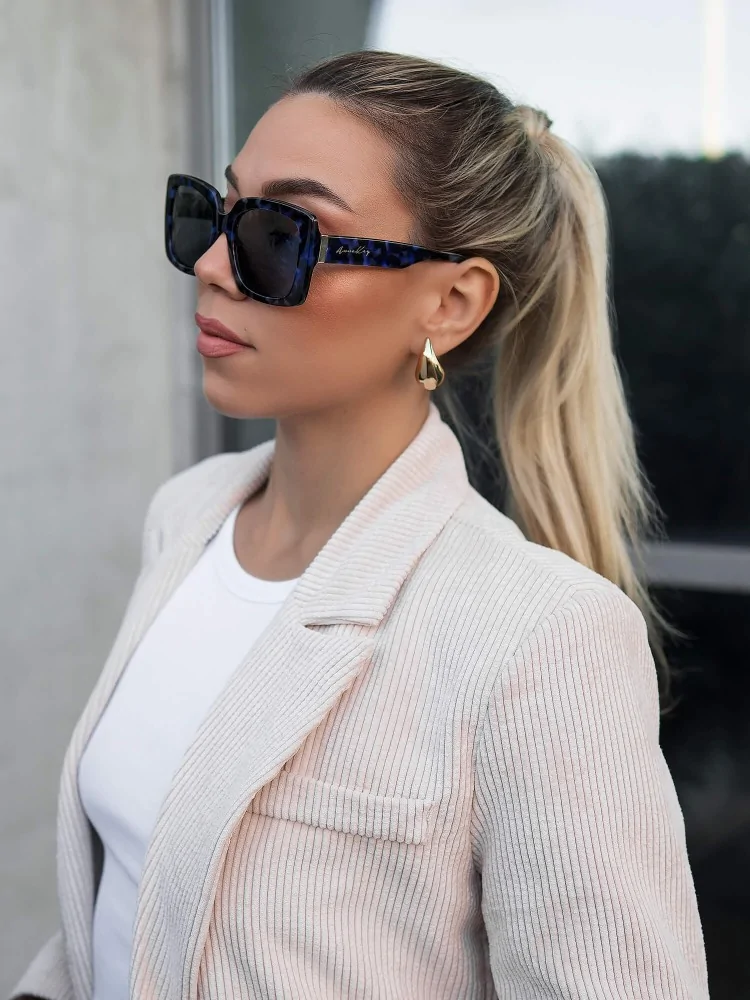 ANNAKEY EUGENE BLUE SUNGLASSES