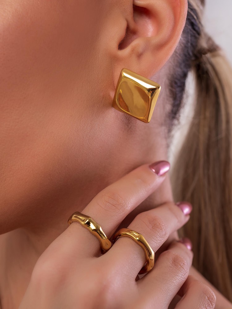 GOLD EARRINGS SQUARED XL