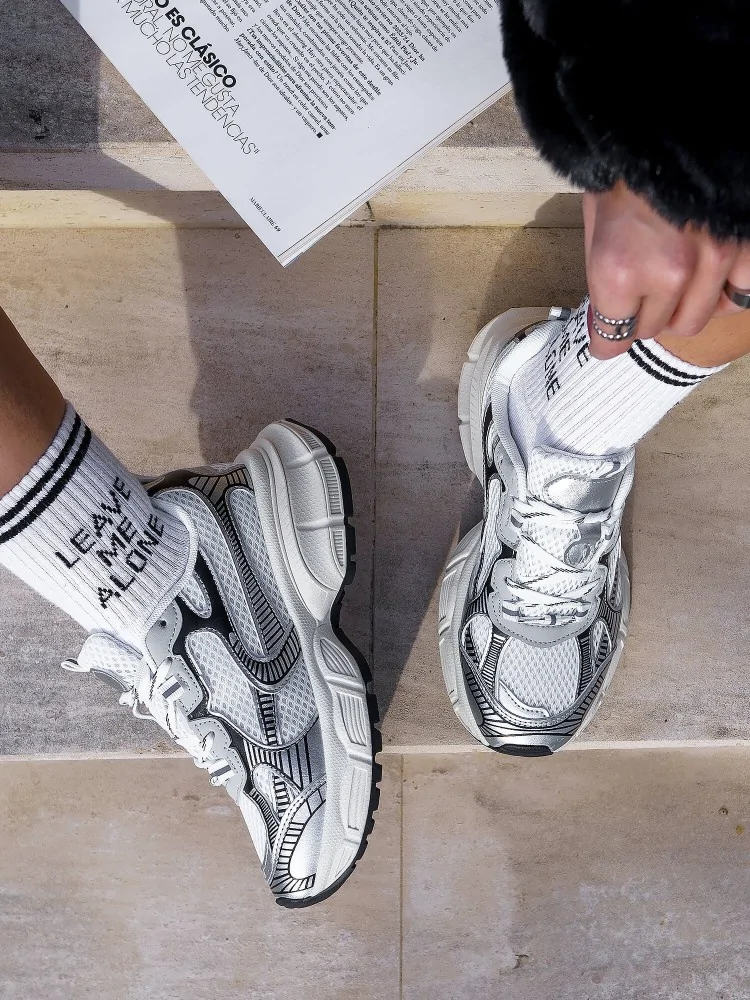 WHITE SILVER SNEAKERS - TRAIL