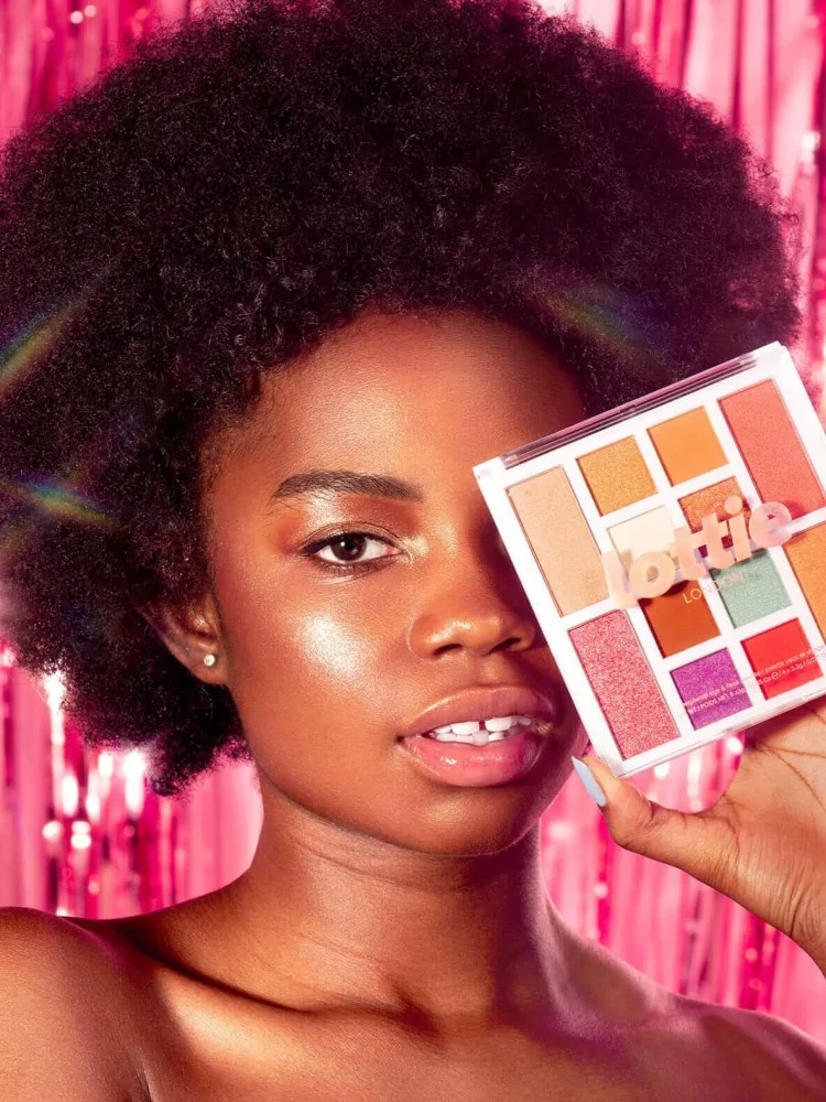 ΠΑΛΕΤΑ ΜΑΤΙΩΝ ΚΑΙ ΠΡΟΣΩΠΟΥ...