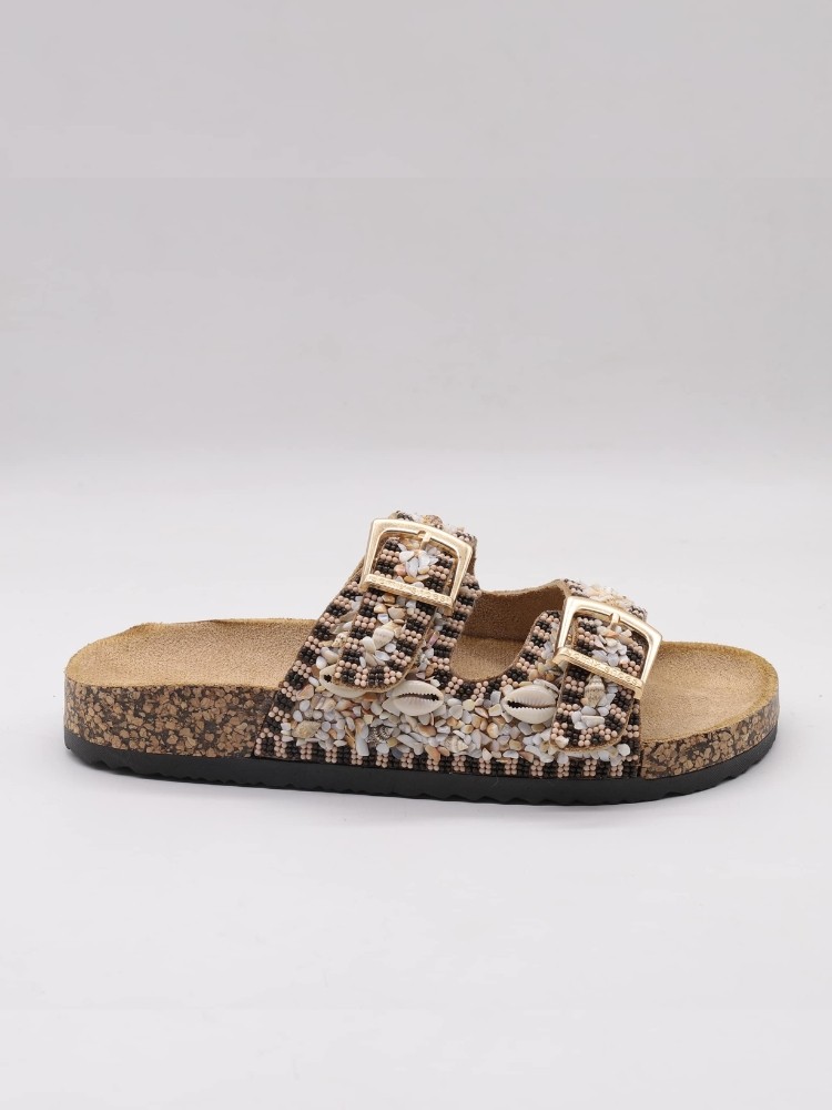 BROWN SANDALS WITH TRUCKS -...