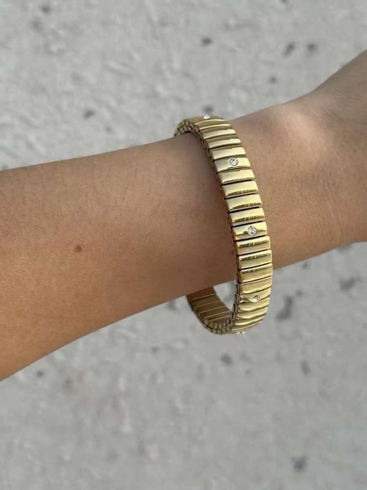 GOLD BRACELET - TIMELESS