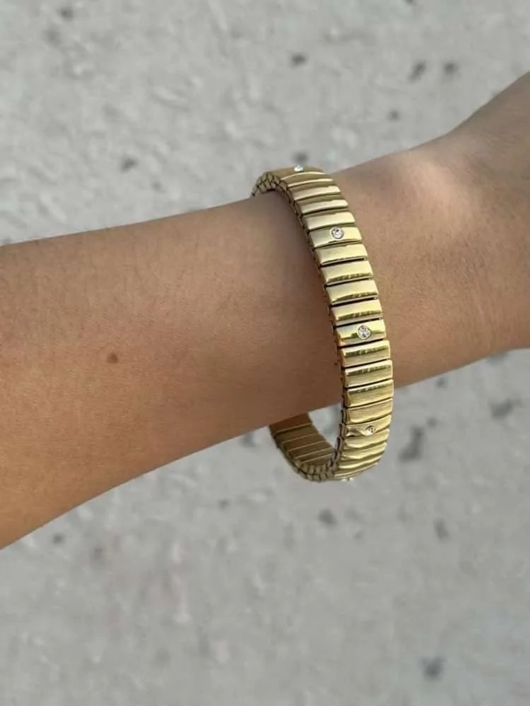 GOLD BRACELET - TIMELESS