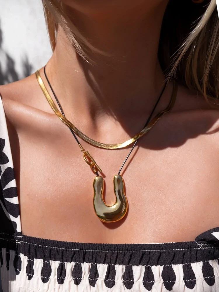 GOLD NECKLACE - ANIKA