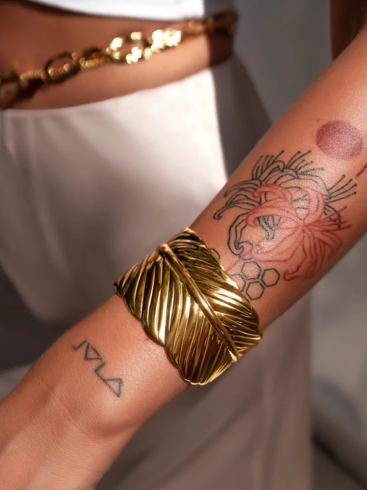 GOLD BRACELET - LIVERTY