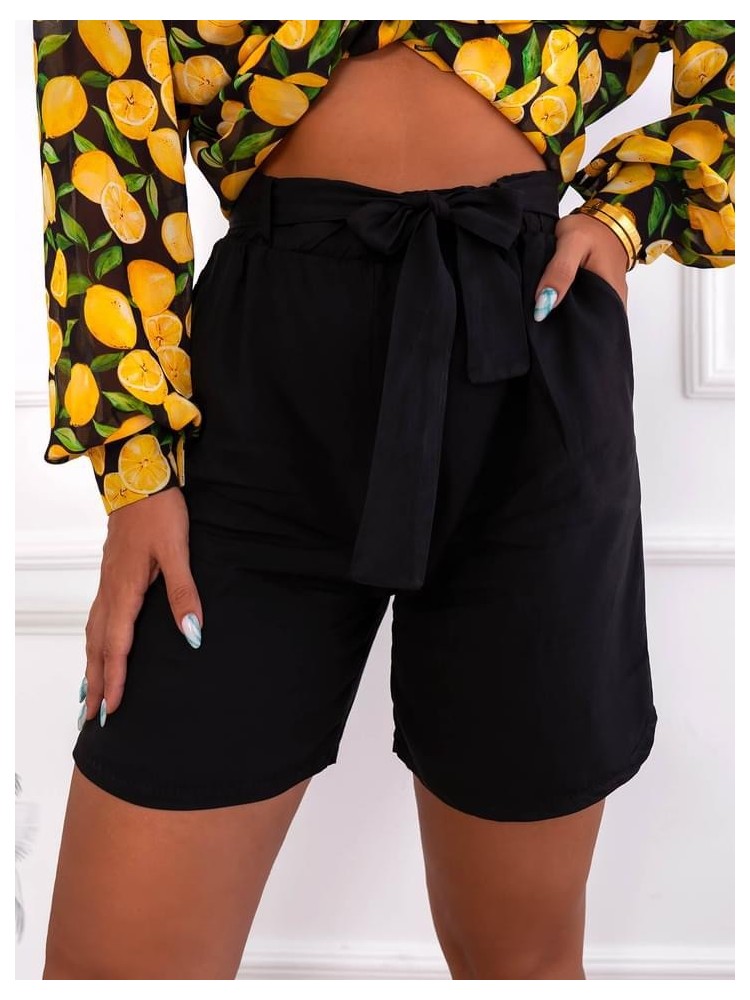 BLACK SHORTS - RIVER