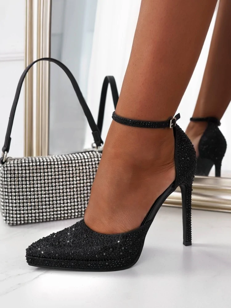 BLACK PUMPS - PRINCESA