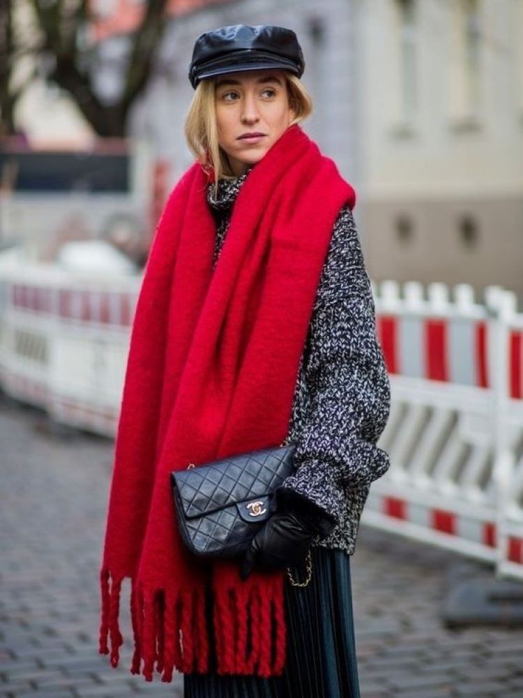 BALOO RED WINTER BLANKET