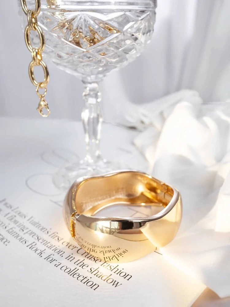 ΒΡΑΧΙΟΛΙ - PURE