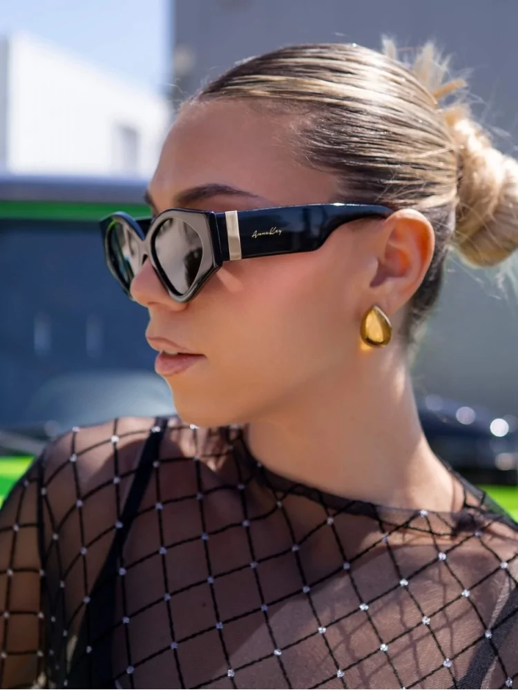 ANNAKEY KATE BLACK SUNGLASSES