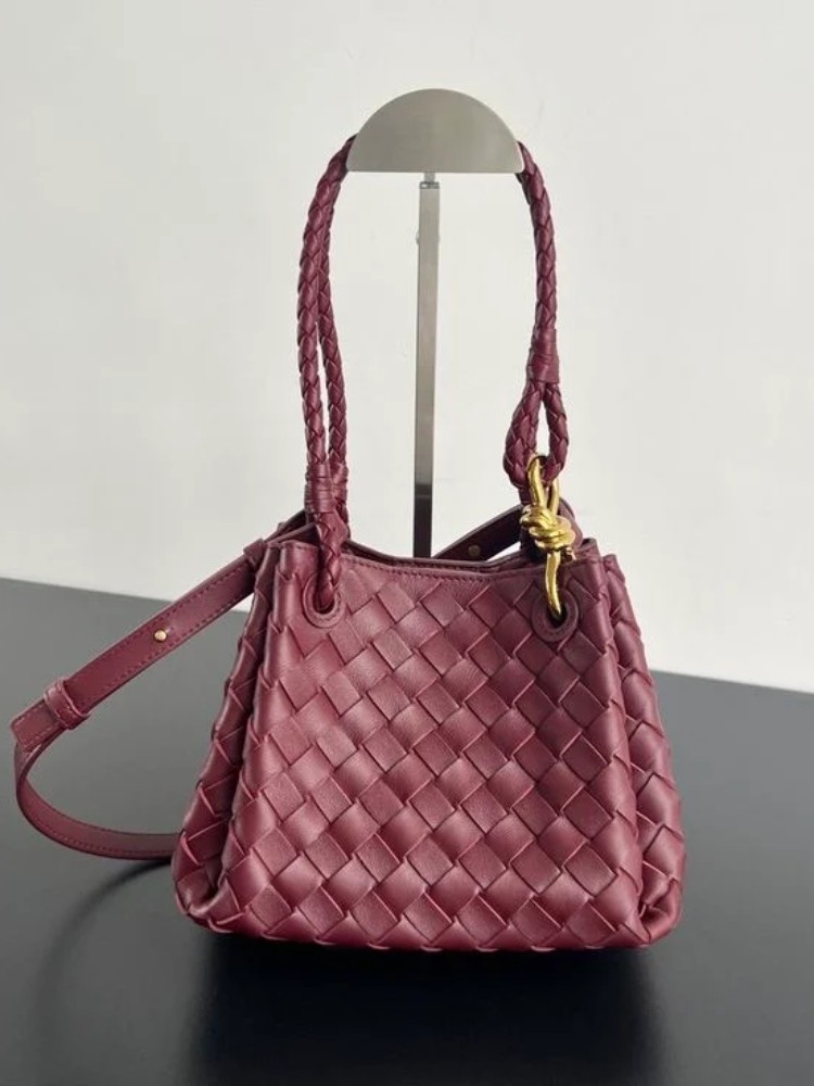 BURGUNDY POUCH BAG - MIRA