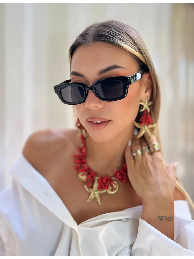 ANNAKEY KOKO BLACK SUNGLASSES