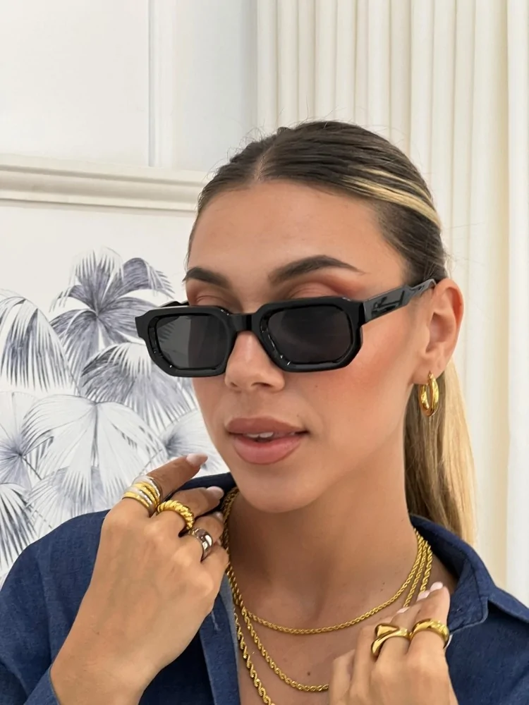 ANNAKEY LAZY BLACK SUNGLASSES