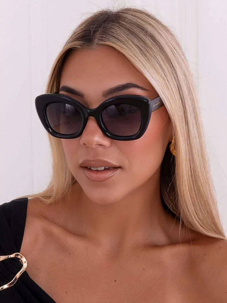 ANNAKEY MEGAN BLACK SUNGLASSES