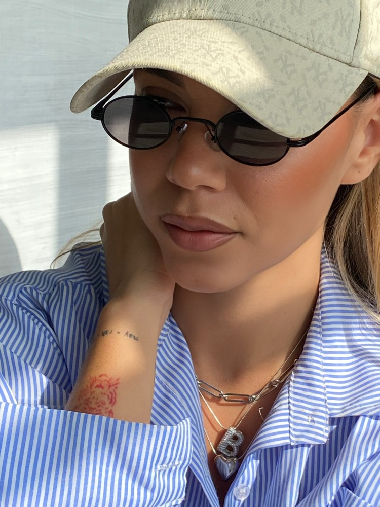 ANNAKEY HILTON BLACK SUNGLASSES